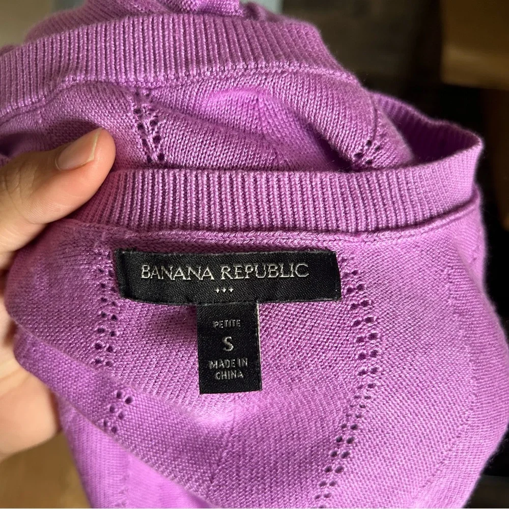 Banana Republic Women's Lilac Crew Neck Sweater - Picture 5 of 7